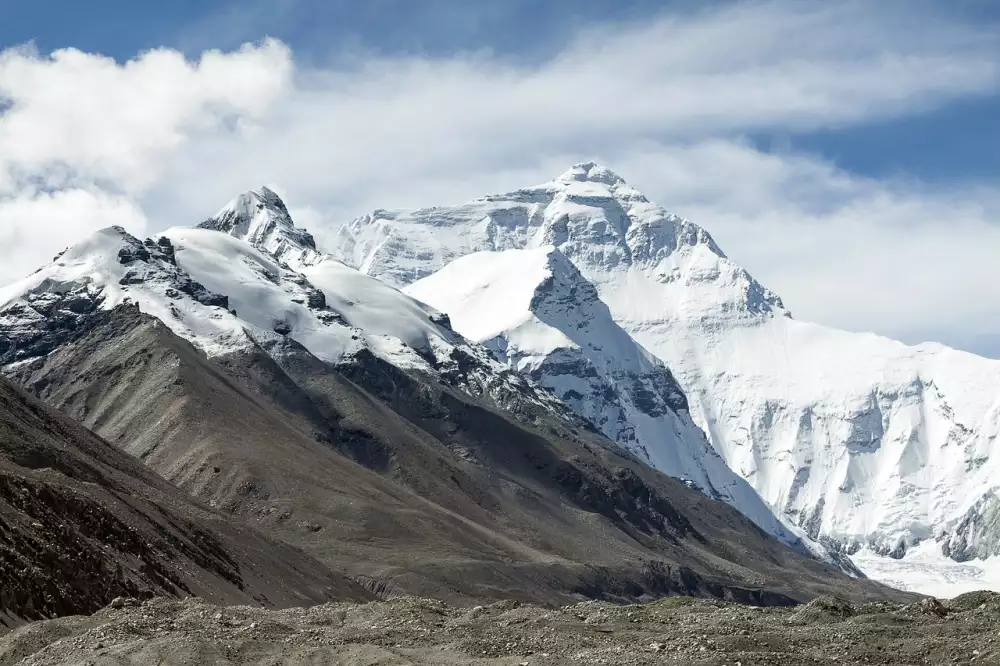 Mount Everest Cena